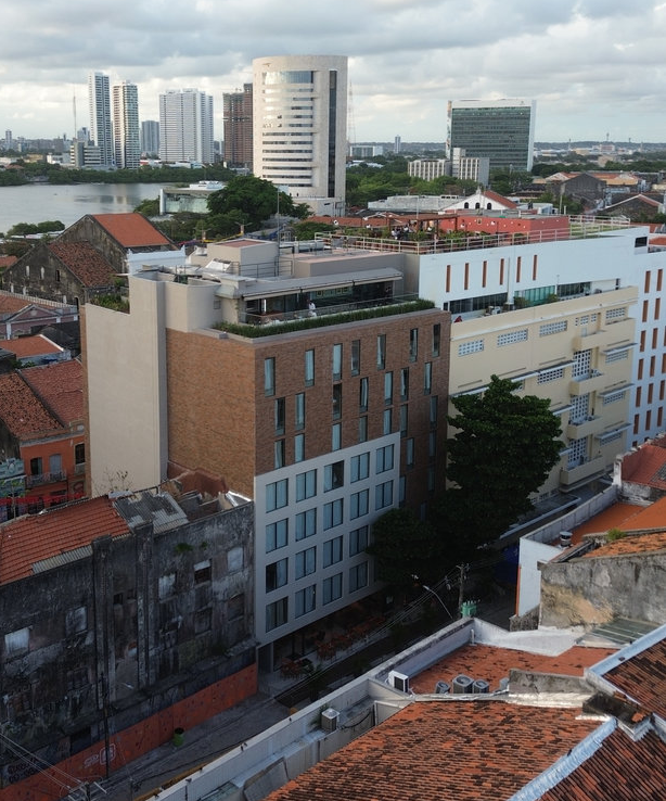Hotel Motto by Hilton — Ar-Condicionado, 197 HP, Recife/PE